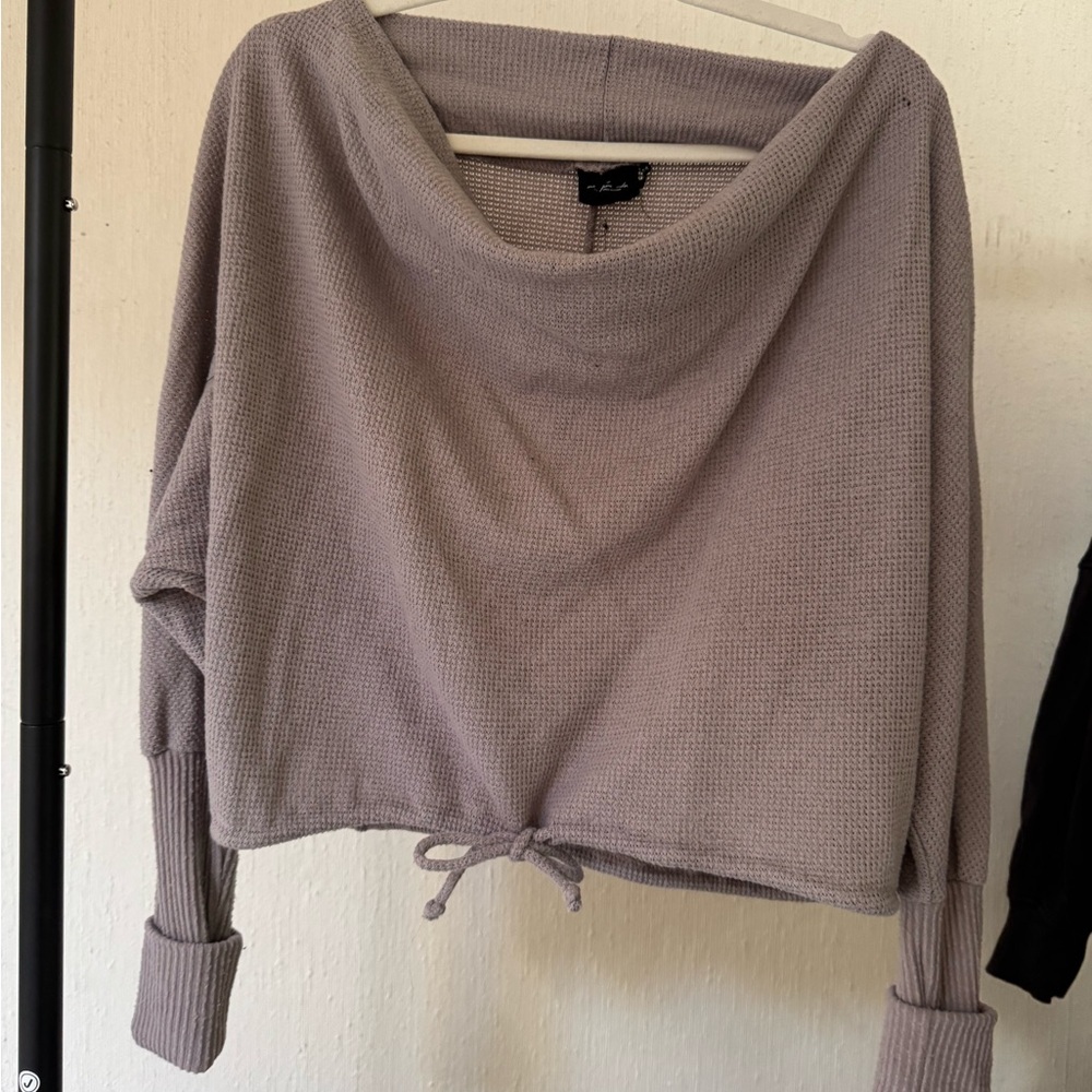 UO Women's Purple/Gray Sweater